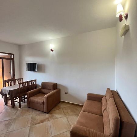 Kamberi Hotel & Apartments 2 Velipojë 外观 照片
