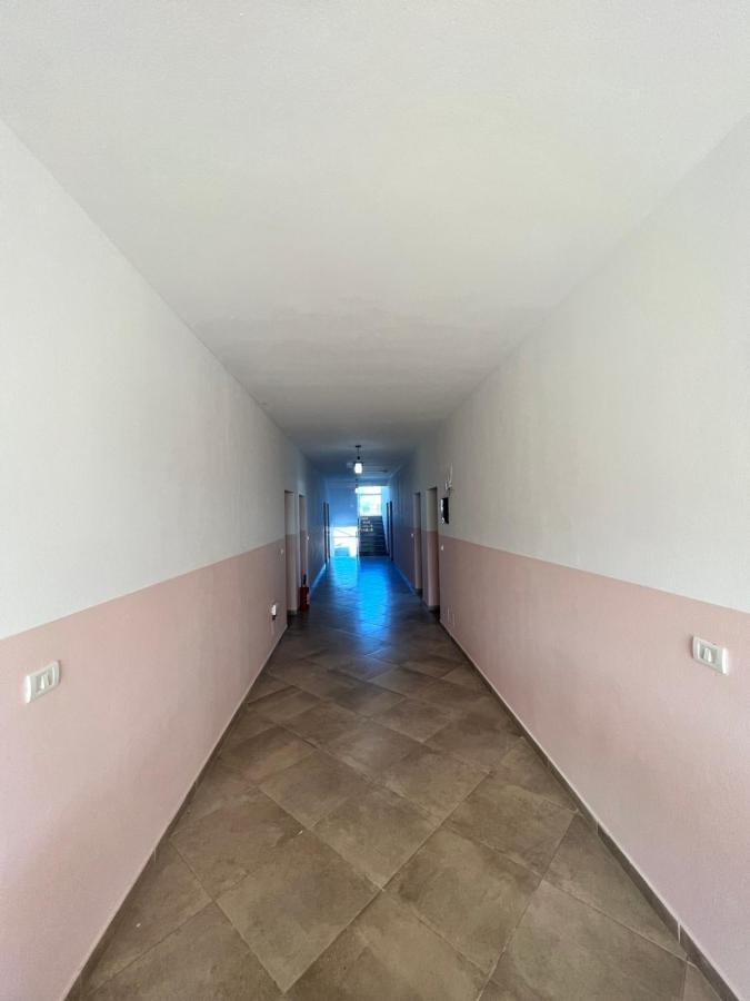 Kamberi Hotel & Apartments 2 Velipojë 外观 照片