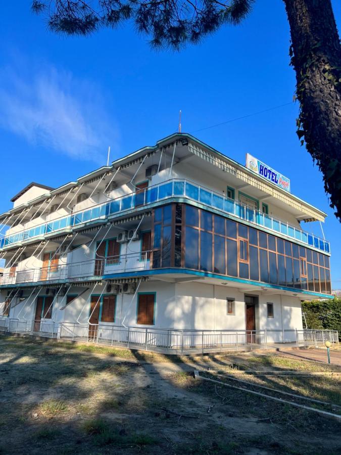 Kamberi Hotel & Apartments 2 Velipojë 外观 照片