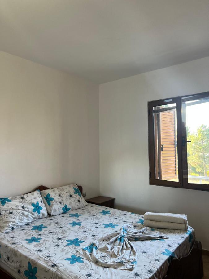Kamberi Hotel & Apartments 2 Velipojë 外观 照片