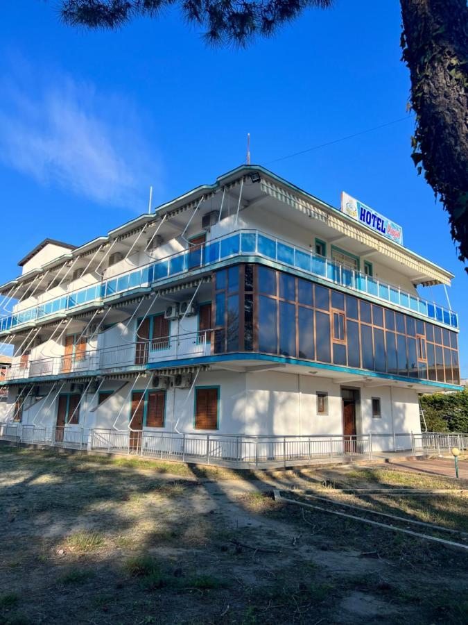 Kamberi Hotel & Apartments 2 Velipojë 外观 照片