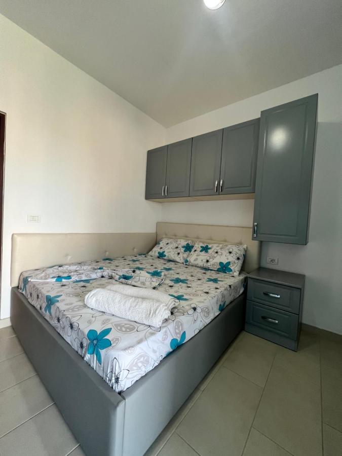 Kamberi Hotel & Apartments 2 Velipojë 外观 照片