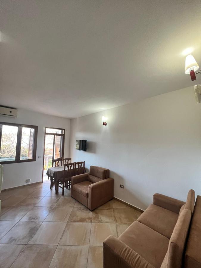 Kamberi Hotel & Apartments 2 Velipojë 外观 照片