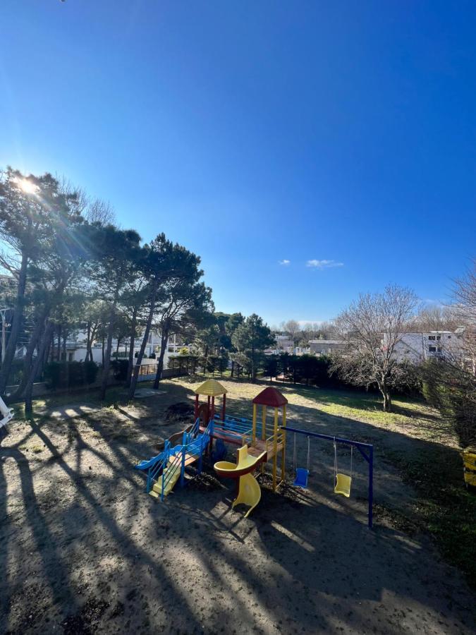 Kamberi Hotel & Apartments 2 Velipojë 外观 照片