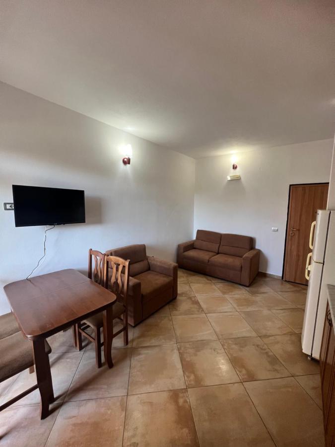 Kamberi Hotel & Apartments 2 Velipojë 外观 照片