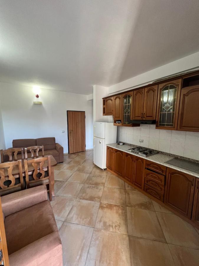 Kamberi Hotel & Apartments 2 Velipojë 外观 照片