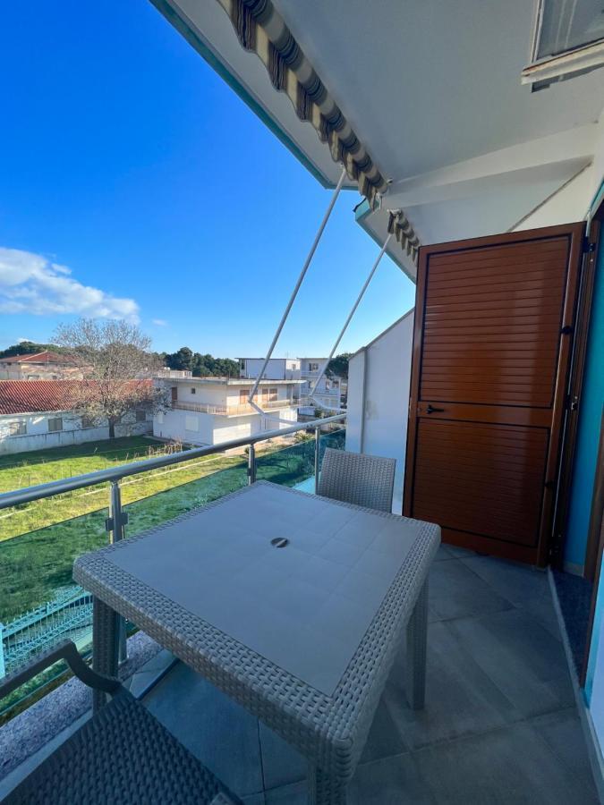 Kamberi Hotel & Apartments 2 Velipojë 外观 照片