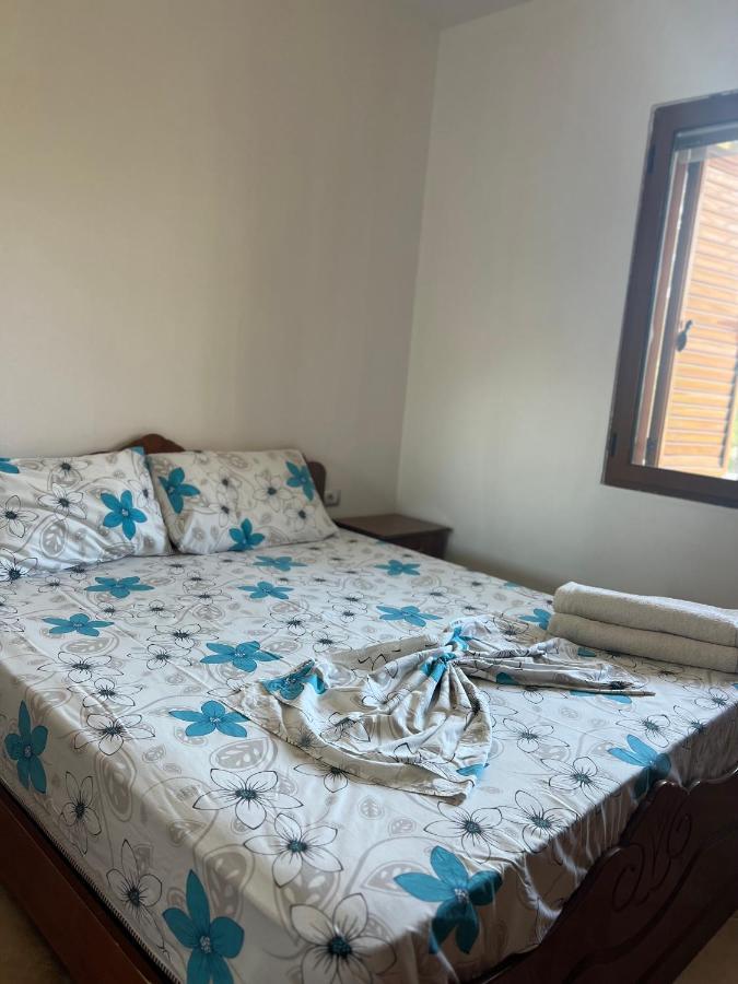 Kamberi Hotel & Apartments 2 Velipojë 外观 照片