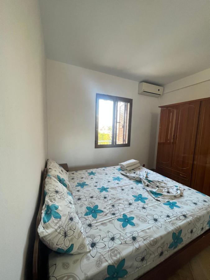 Kamberi Hotel & Apartments 2 Velipojë 外观 照片